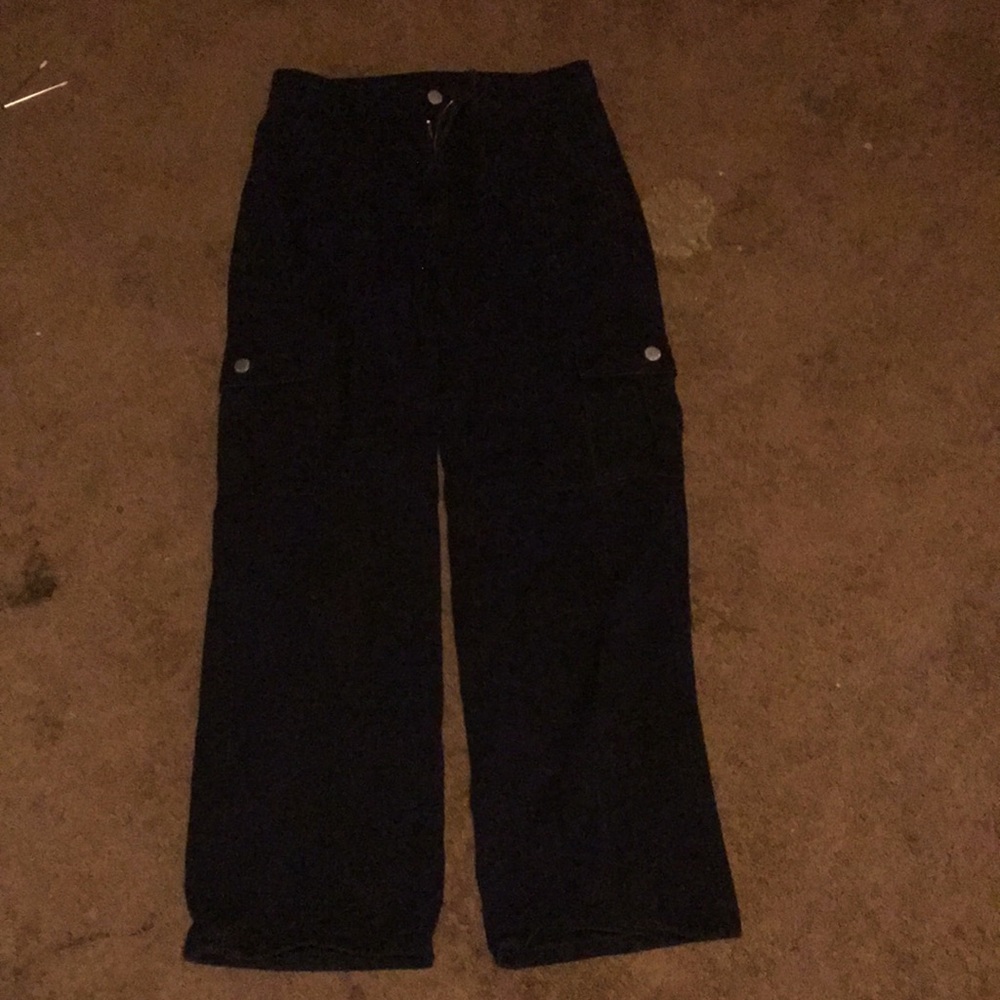 black womens cargo jeans.